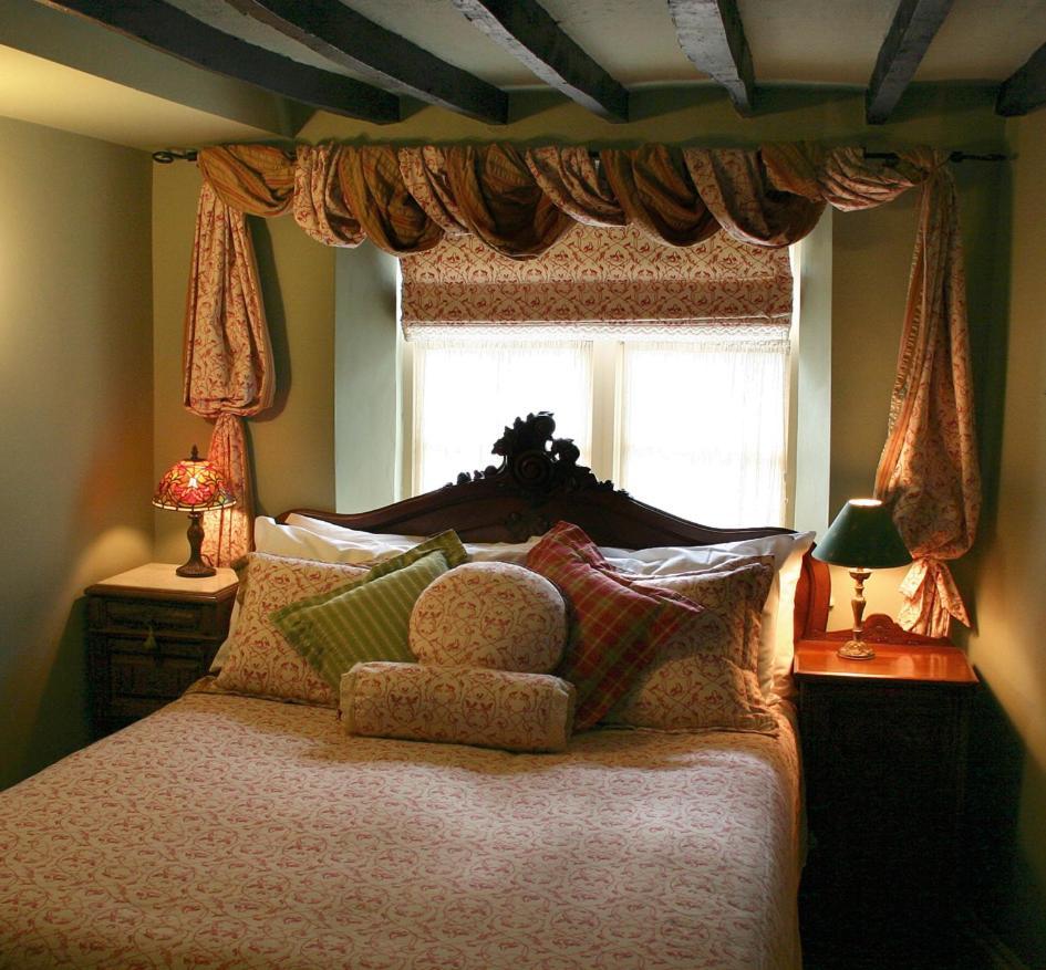 The Mole And Chicken Hotel Long Crendon ภายนอก รูปภาพ